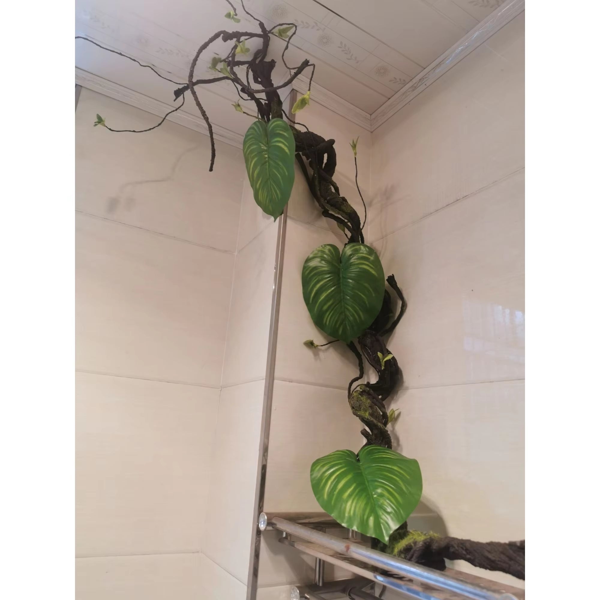 1 Pieces 5.57 Feet Artificial Vine Foam Free Bending Decoration Bedroom Bathroom Landscaping Indoor DIY Artificial Rattan